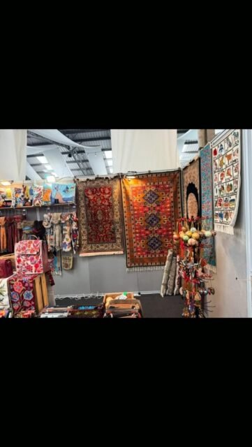 We’re all set up and ready for a fantastic weekend at the Malvern Autumn Show! 🍂
Here’s a quick look at our display. We’ve brought along a beautiful selection of our handcrafted pieces—from our fine wool shawls and silk rugs to our intricate papier-mâché decor. If you’re visiting the showground this weekend, we’d love for you to drop by.
Come say hello and see the collection in person. You can find us at Stall 133 inside the Gift Hall.
Looking forward to seeing some familiar faces and meeting new ones!

Suggested Hashtags:
#MalvernAutumnShow #MalvernAutumnShow2026 #KashCrafts #GiftHall ThreeCountiesShowground HandcraftedTextiles ArtisanCrafts ShopIndependent