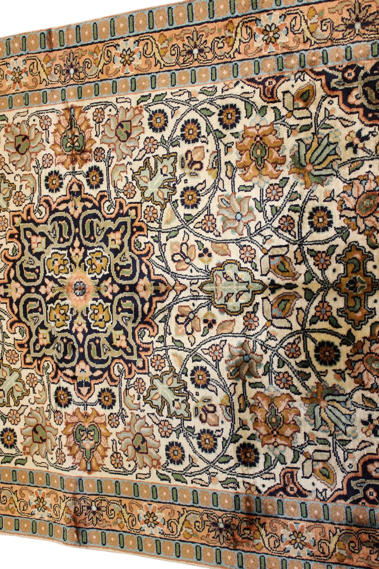 Autumn Bloom Silk Rug - Image 3