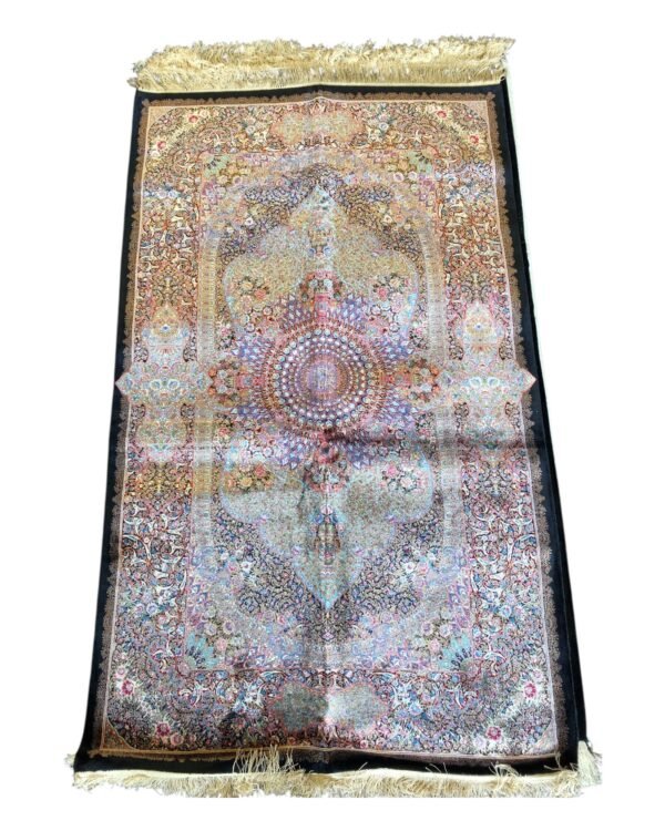 Echoes of Isfahan – Persian Silk Rug (5ft x 3ft / 152cm x 91cm)