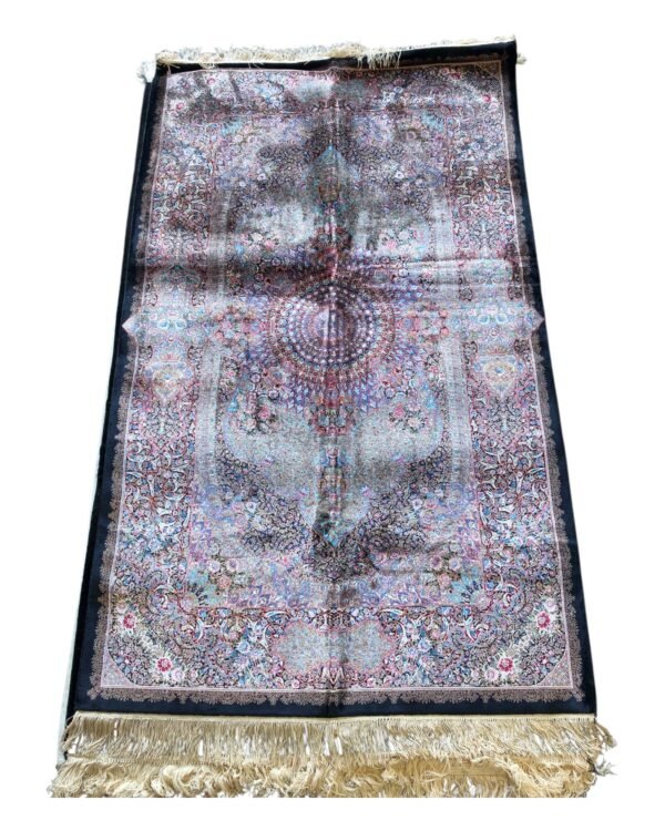 Echoes of Isfahan – Persian Silk Rug (5ft x 3ft / 152cm x 91cm) - Image 3