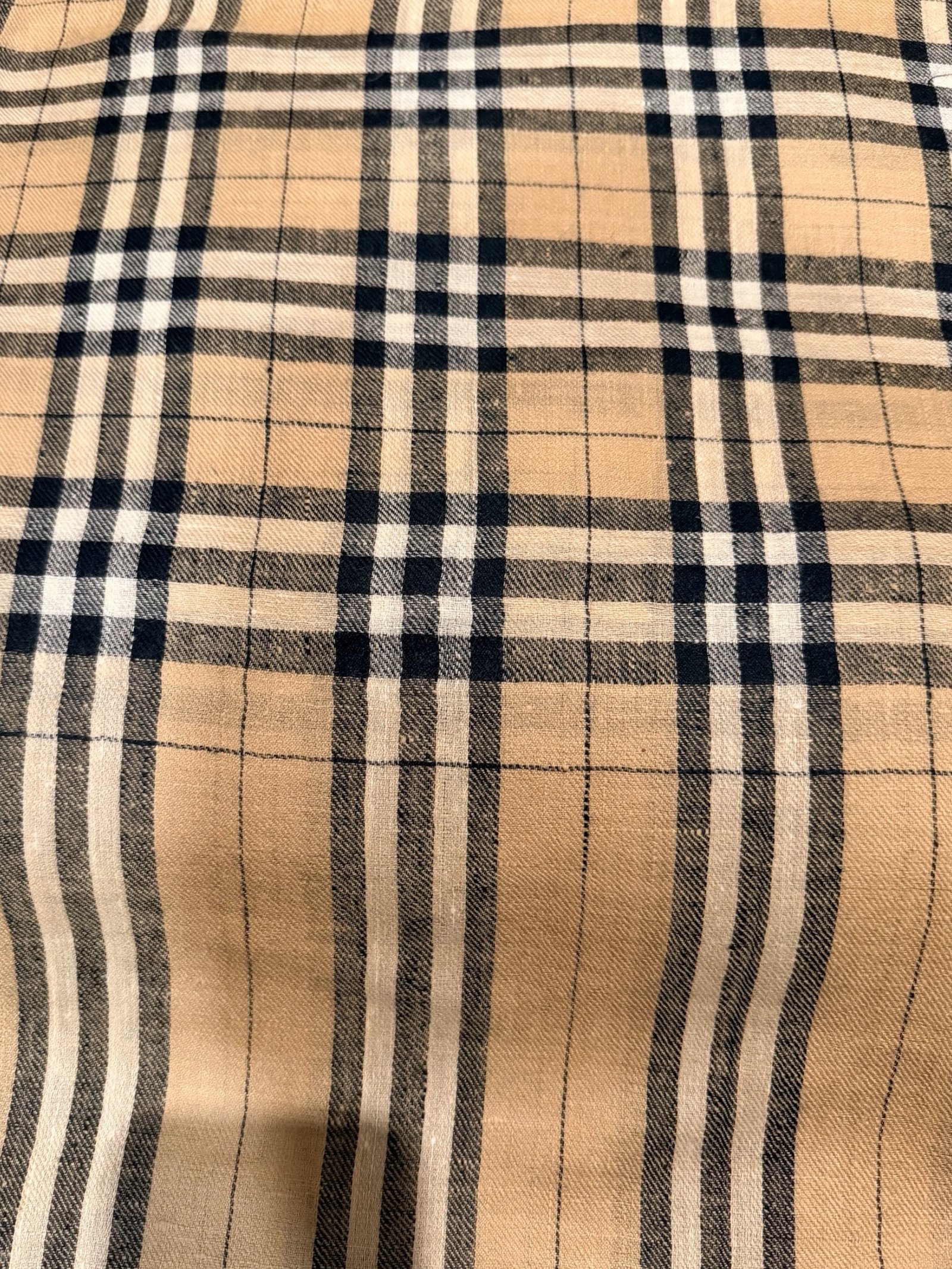 Classic Heritage Check – 100% Hand‑Spun Kashmiri Pashmina Shawl - Image 4